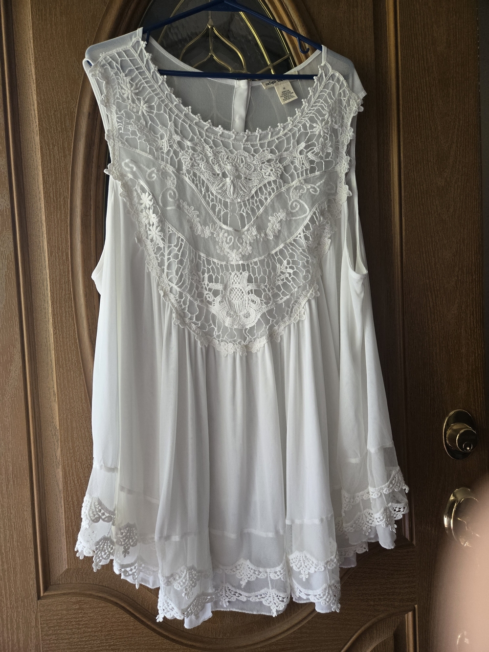 Women's White Lace Yoke Sleeveless Tunic Top